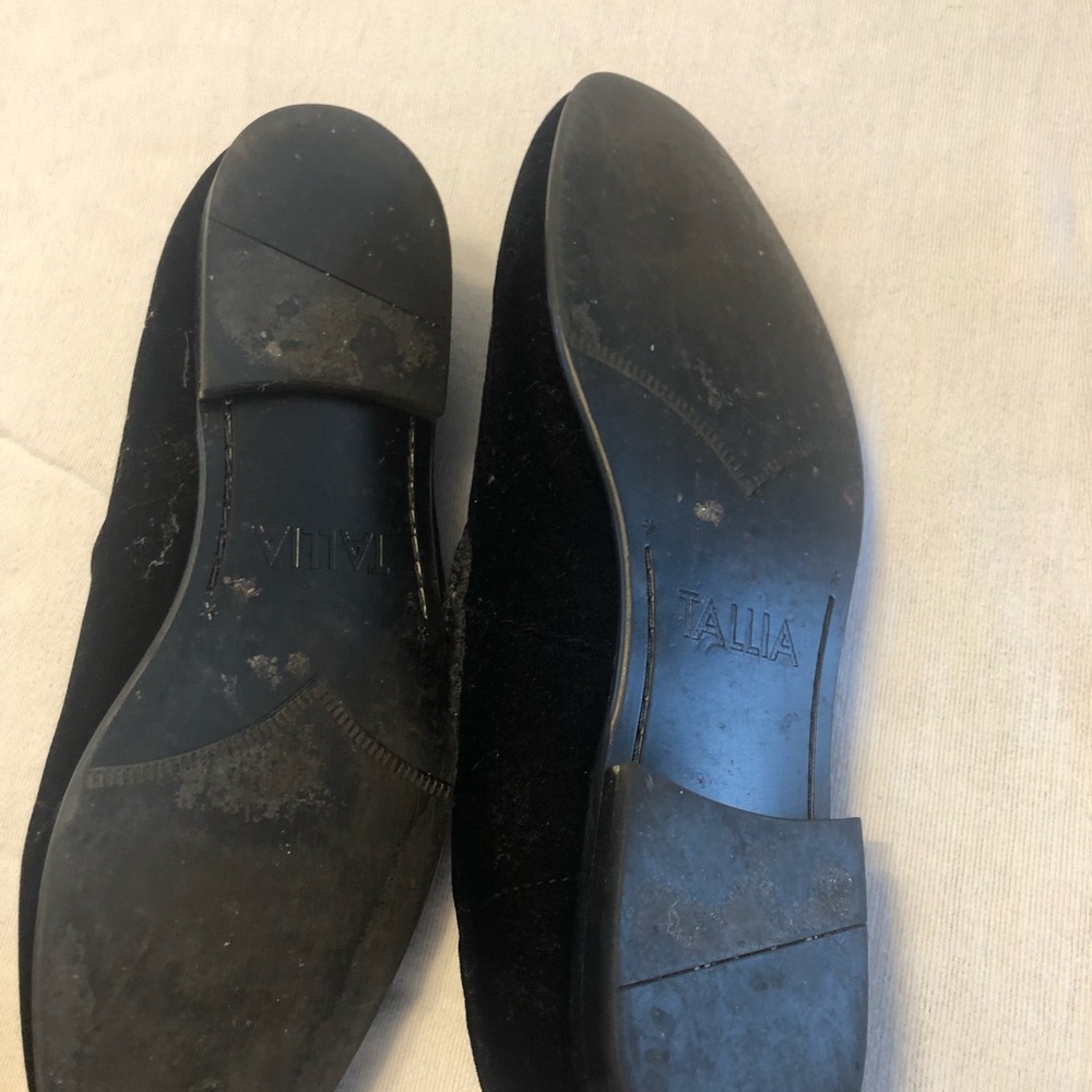 TALLIA Men's Elegant Black Velvet Slip-Ons - Picture 2 of 4